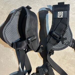 Black Rapid Double VR Shoulder Harness